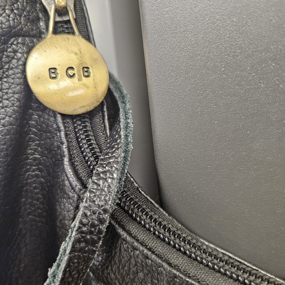 NWOT!!! Beautiful Large Hobo Style Shoulder Bag B C B by Biacci Inc - Picture 16 of 16